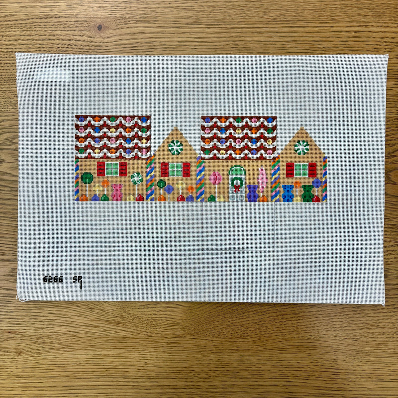 Rainbow Candy and Gummy Bears, 3D Gingerbread House - 18 mesh