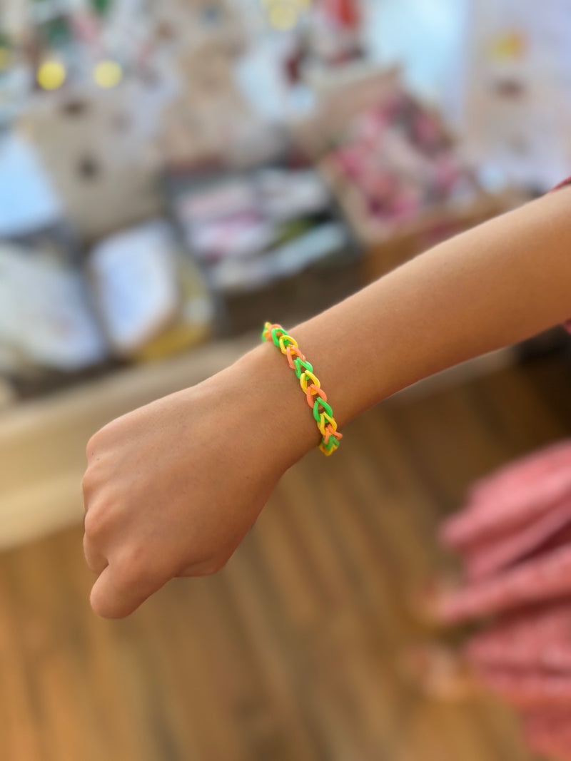 Rainbow Loom Bracelets by Magnolia