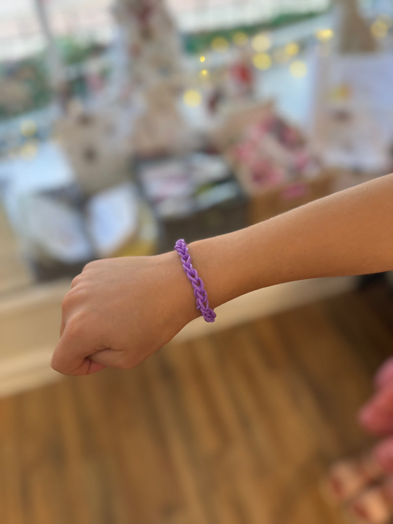 Rainbow Loom Bracelets by Magnolia