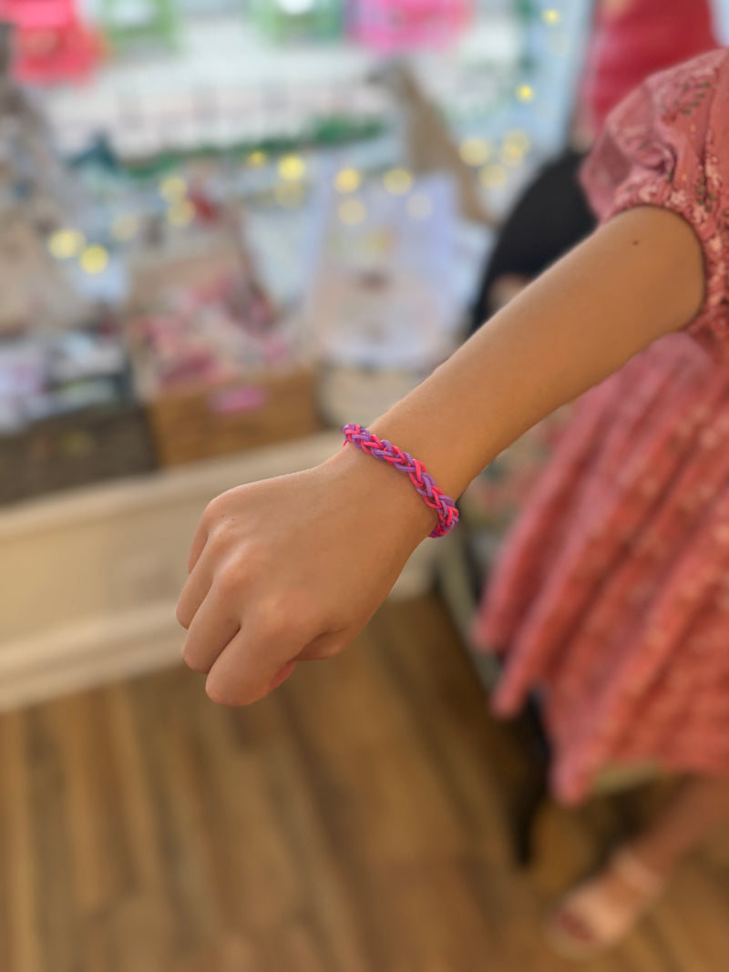 Rainbow Loom Bracelets by Magnolia