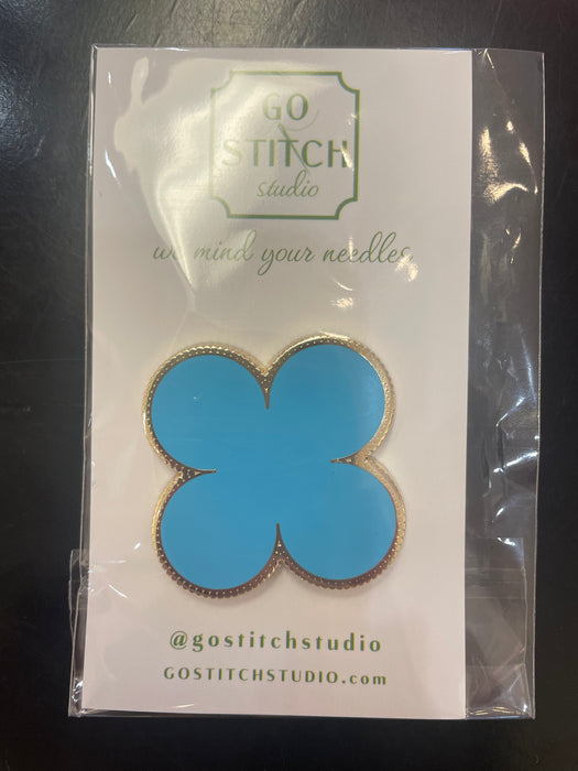 Empire Turquoise Clover Needle Minder