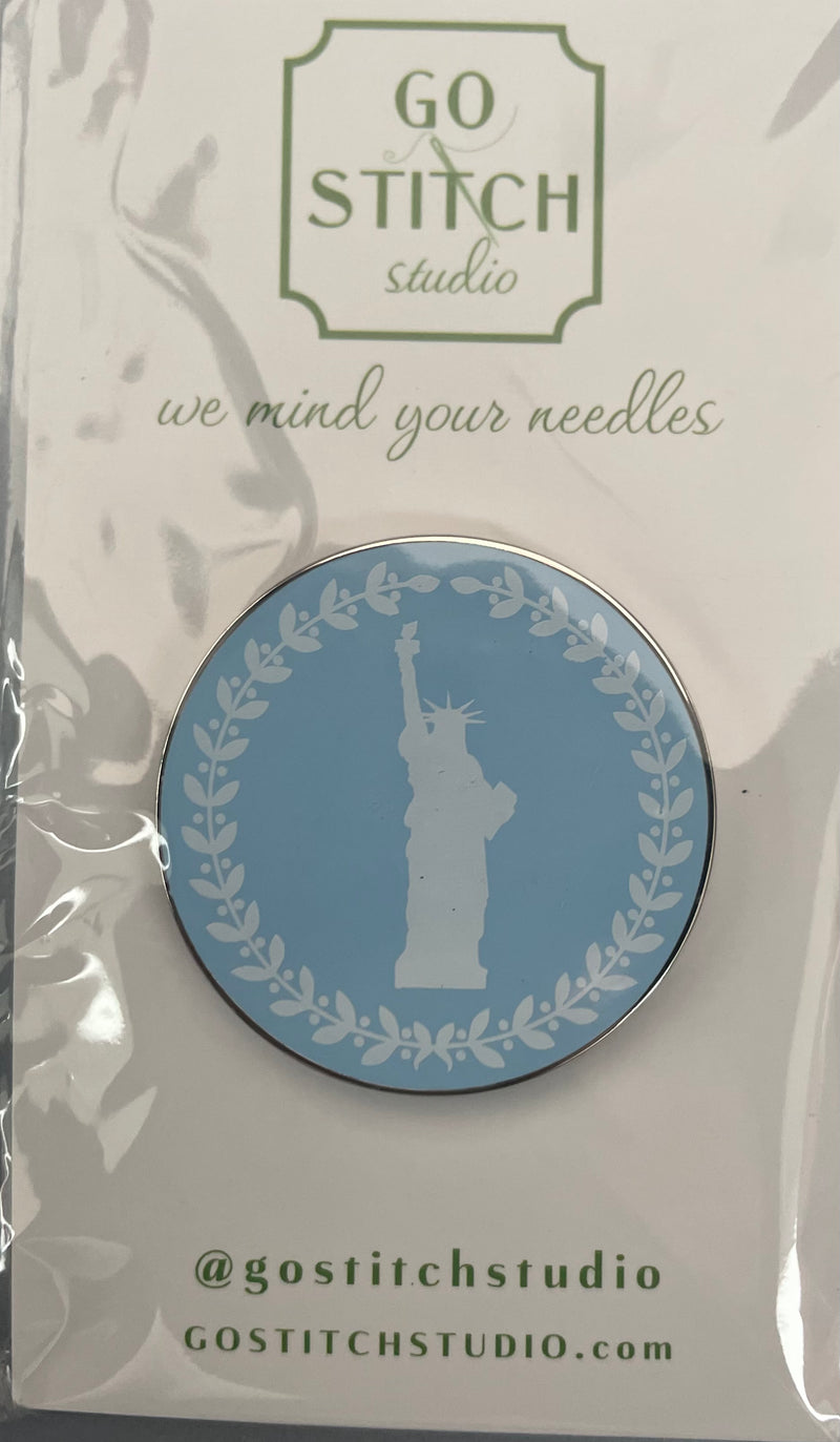 Lady Liberty Blue Cameo Needle Minder