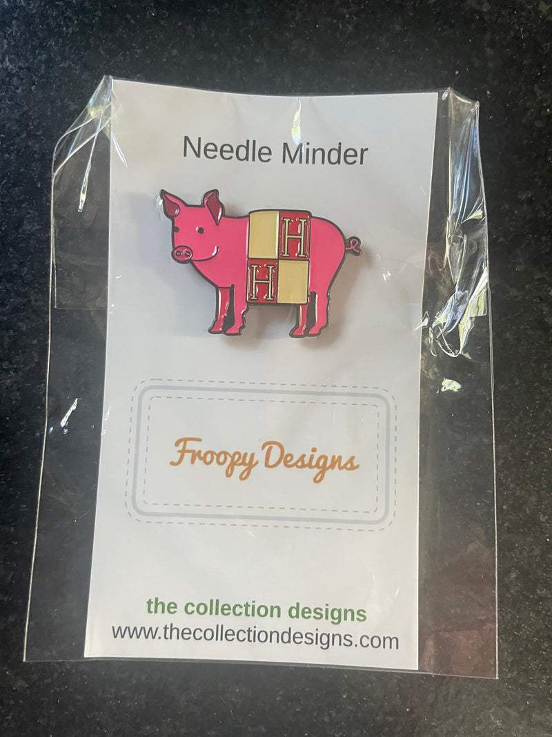 Hermes Blanket Pig Needle Minder