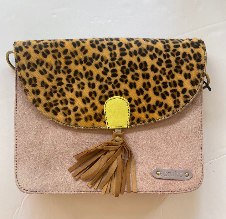 Olivia clutch with strap