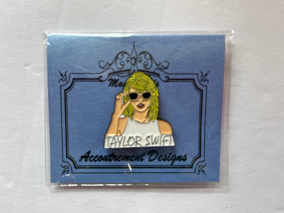 Taylor Swift  Needle Minder