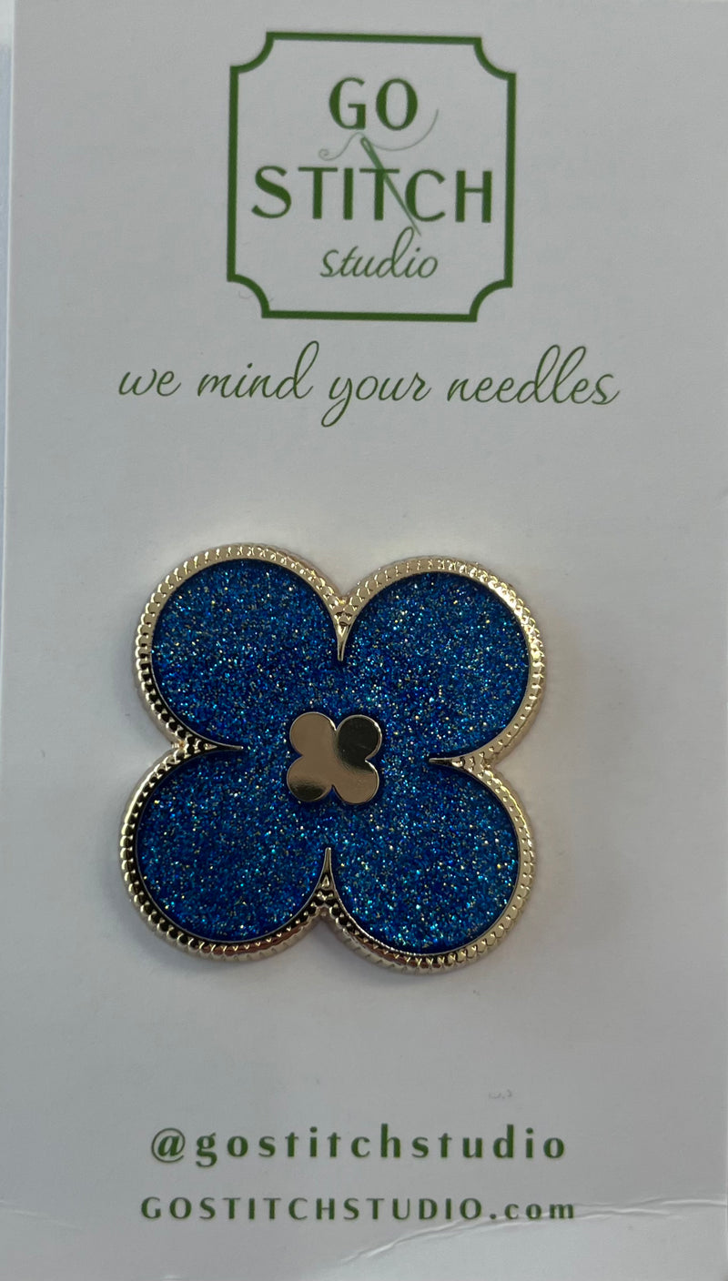 Lapis Lazuli Glitter Clover Needle Minder