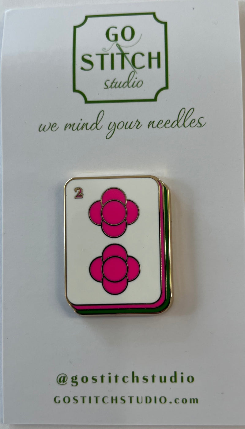 Two Dot Hot Pink Mahjong Tile Needle Minder