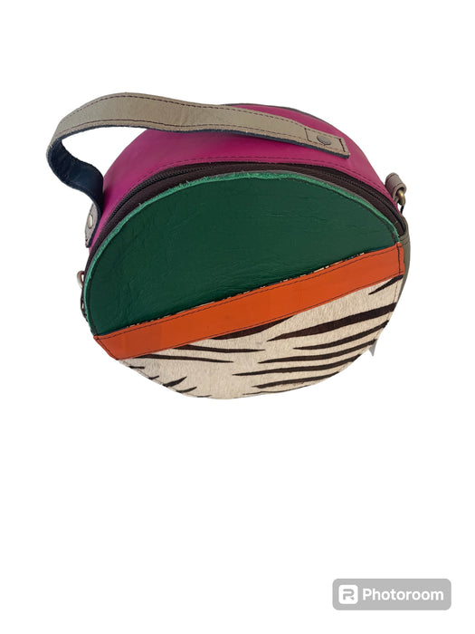 Hera - 8" round crossbody