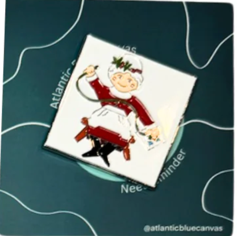 Mrs. Claus Needle Minder
