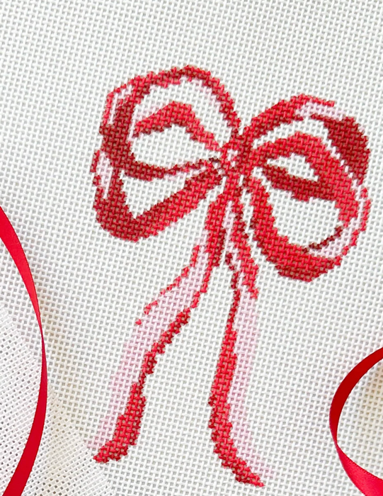 Eleven Gables: Red Bow - 18 mesh
