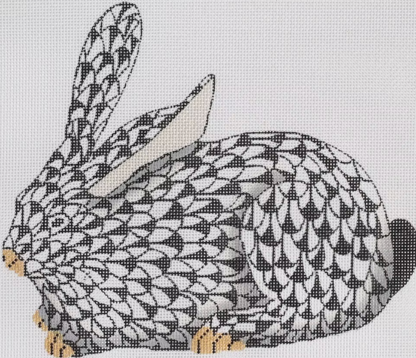 Herend-inspired Fishnet Crouching Bunny – black w/ gold (facing left)