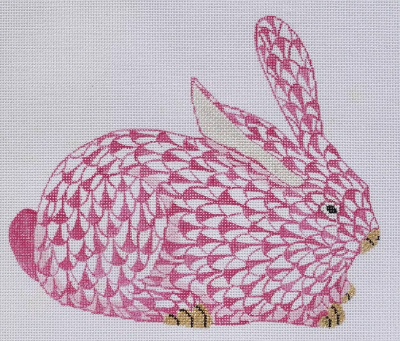 Herend-inspired Crouching Fishnet Bunny – pink w/ gold (facing right)