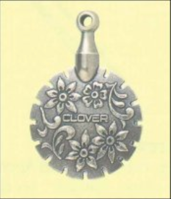 Antique Gold Thread Cutter Pendant