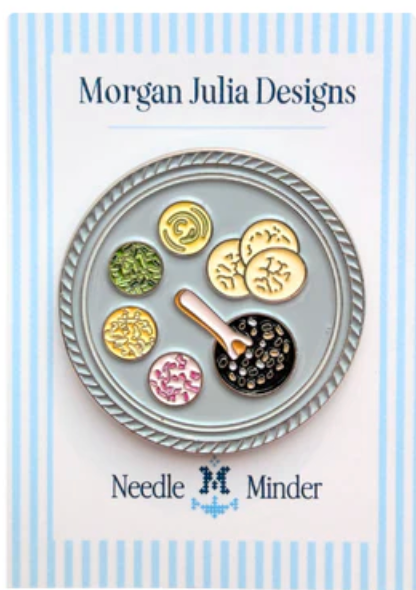 Caviar Tray Needle Minder