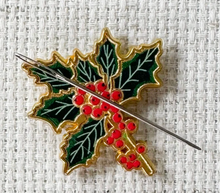 Holly Needle Minder