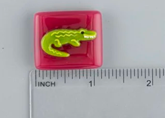 Alligator Fused Glass Needle Minder